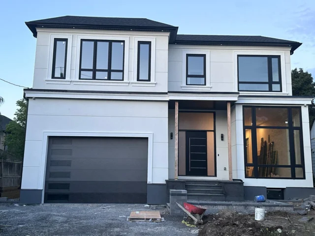 Stucco Over Brick vs Painting Brick in Toronto